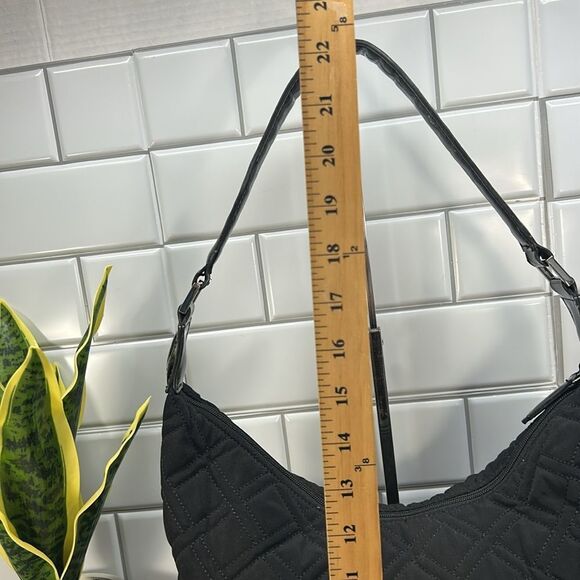 0327 Vera Bradley black bucket shoulder bag - Picture 10 of 12